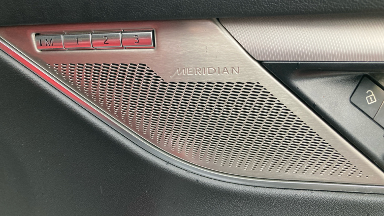 Jaguar F-Pace 2.0 P400e R-Dynamic SE 5dr Auto AWD Estate